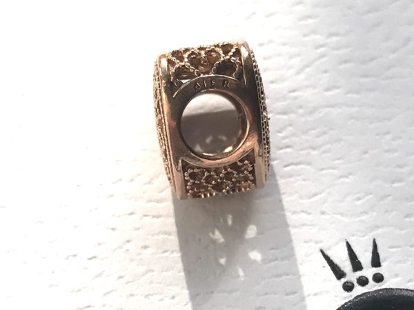 Pandora Rose Gold intricate lace heart charm - Image 3